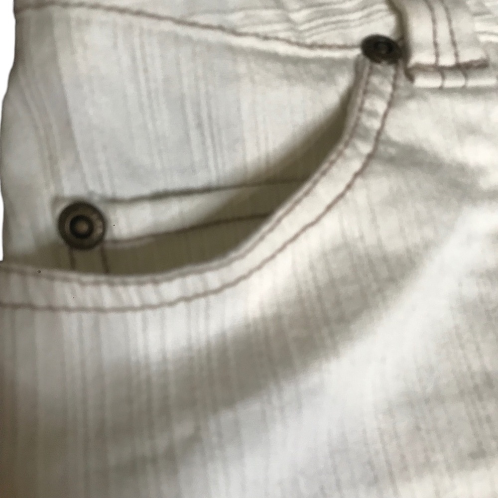 White Denim A-Line Skirt with Front Pockets | Casual Summer Mini - Picture 8 of 15